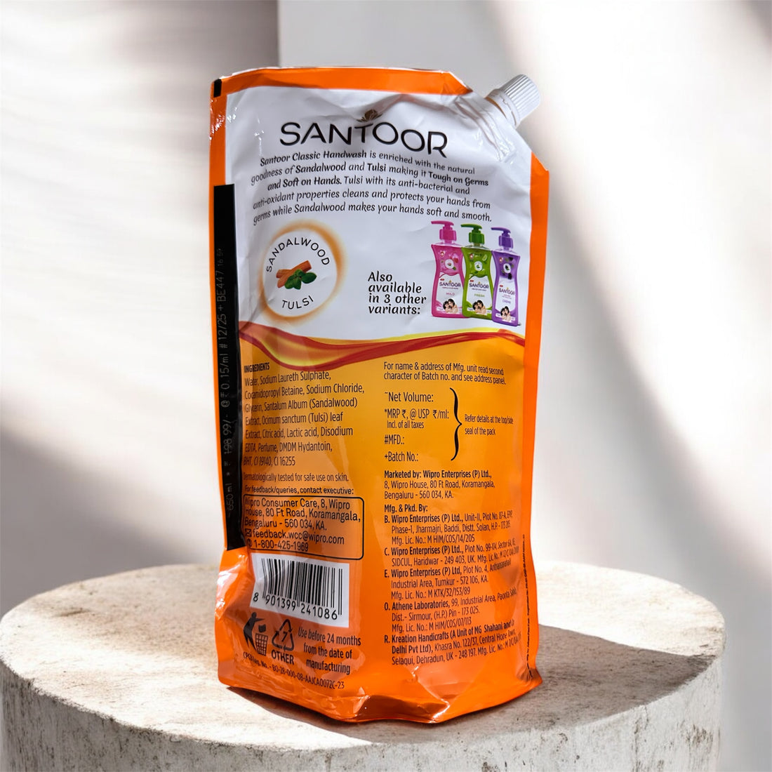 Santoor handwash 650ml:Keep the germs away, let the softness stay.